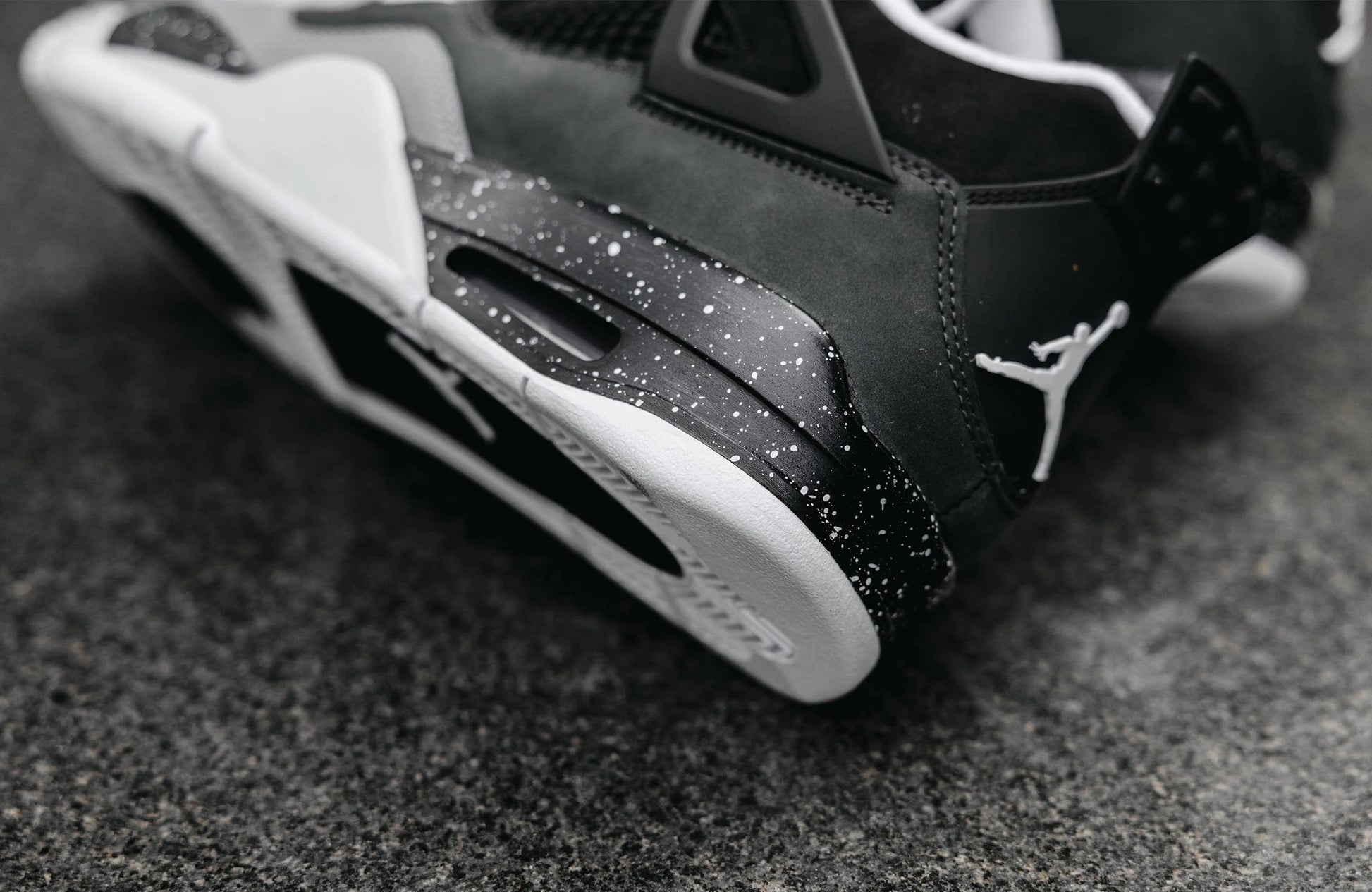 Air Jordan 4 Retro ‘Fear’