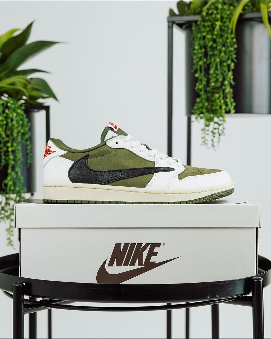 Air Jordan 1 x Travis Scott ‘Medium Olive’ Low