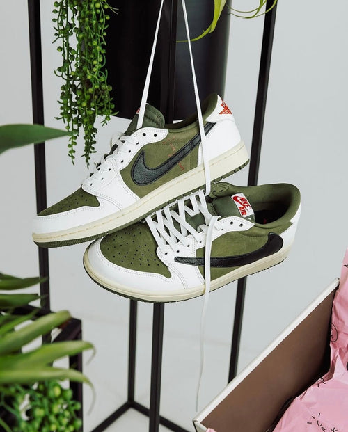 Air Jordan 1 x Travis Scott ‘Medium Olive’ Low